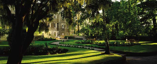royal-crescent-gardens