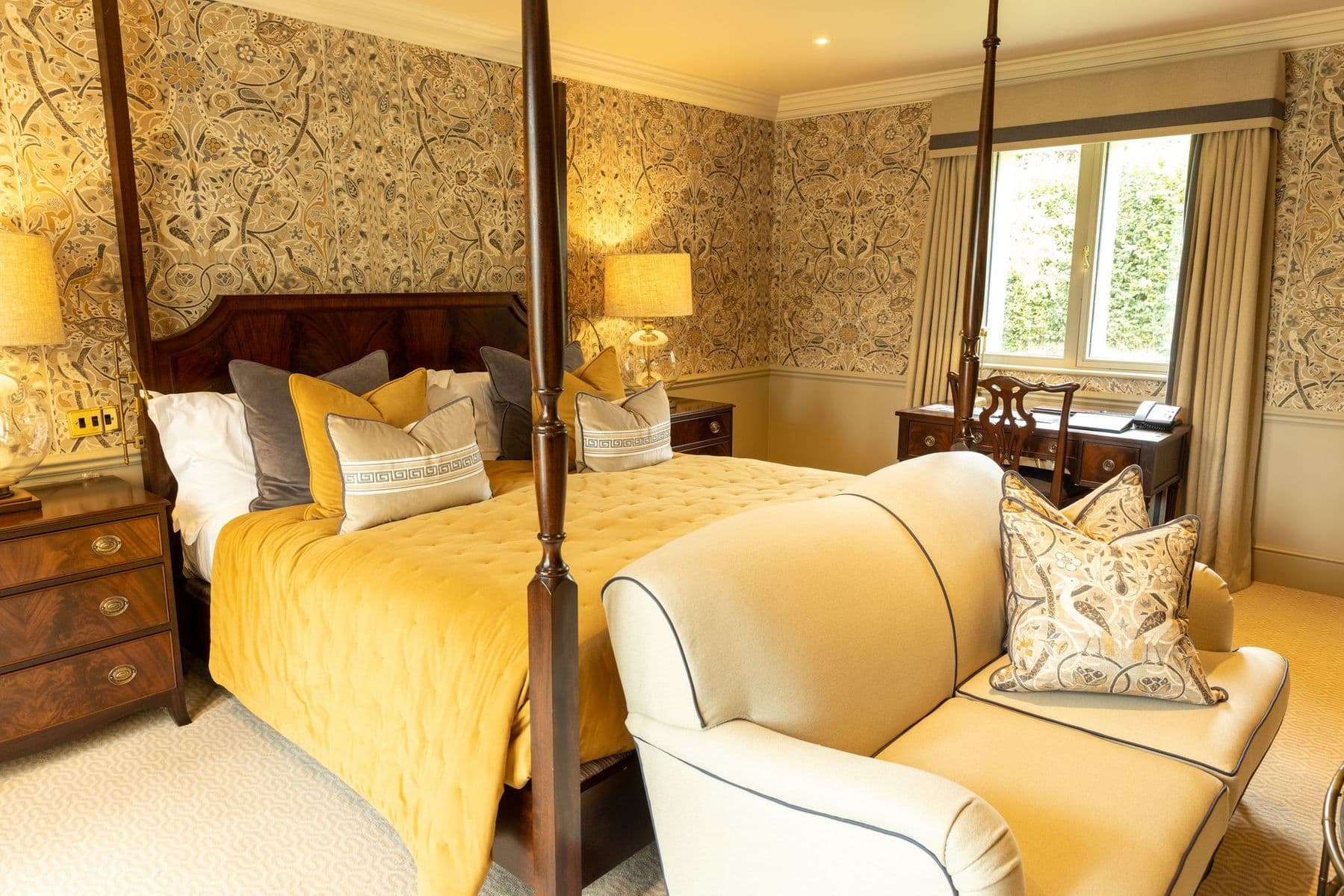 Ellenborough Park bedroom