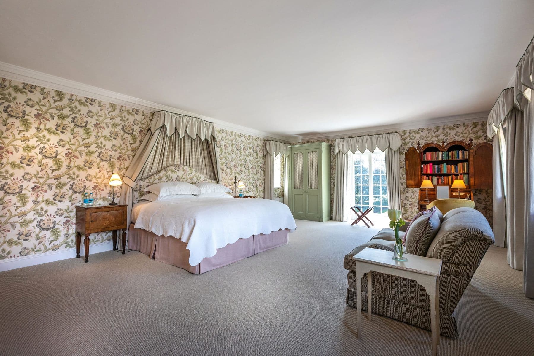 Farleigh Wallop House bedroom