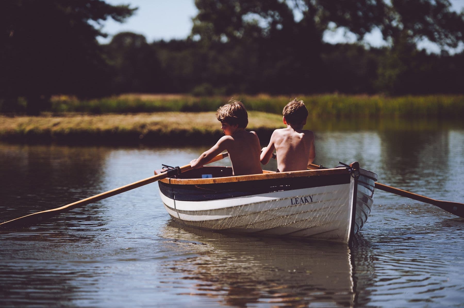 Farleigh Wallop House rowing boat