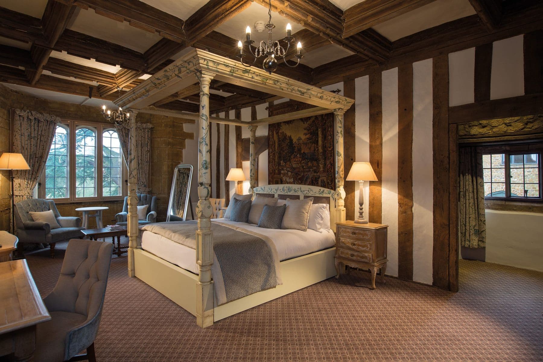 Fawsley Hall four poster suite