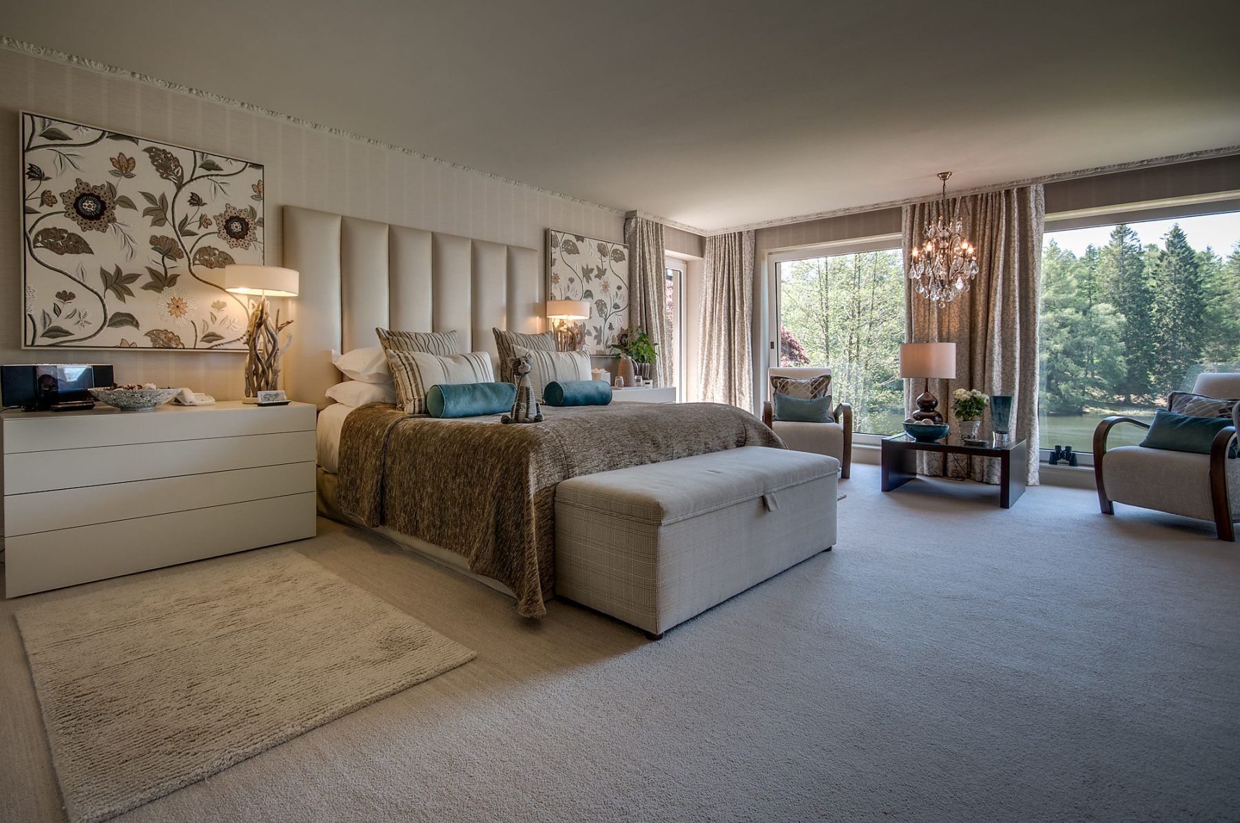 harriet bedroom at gilpin lake house