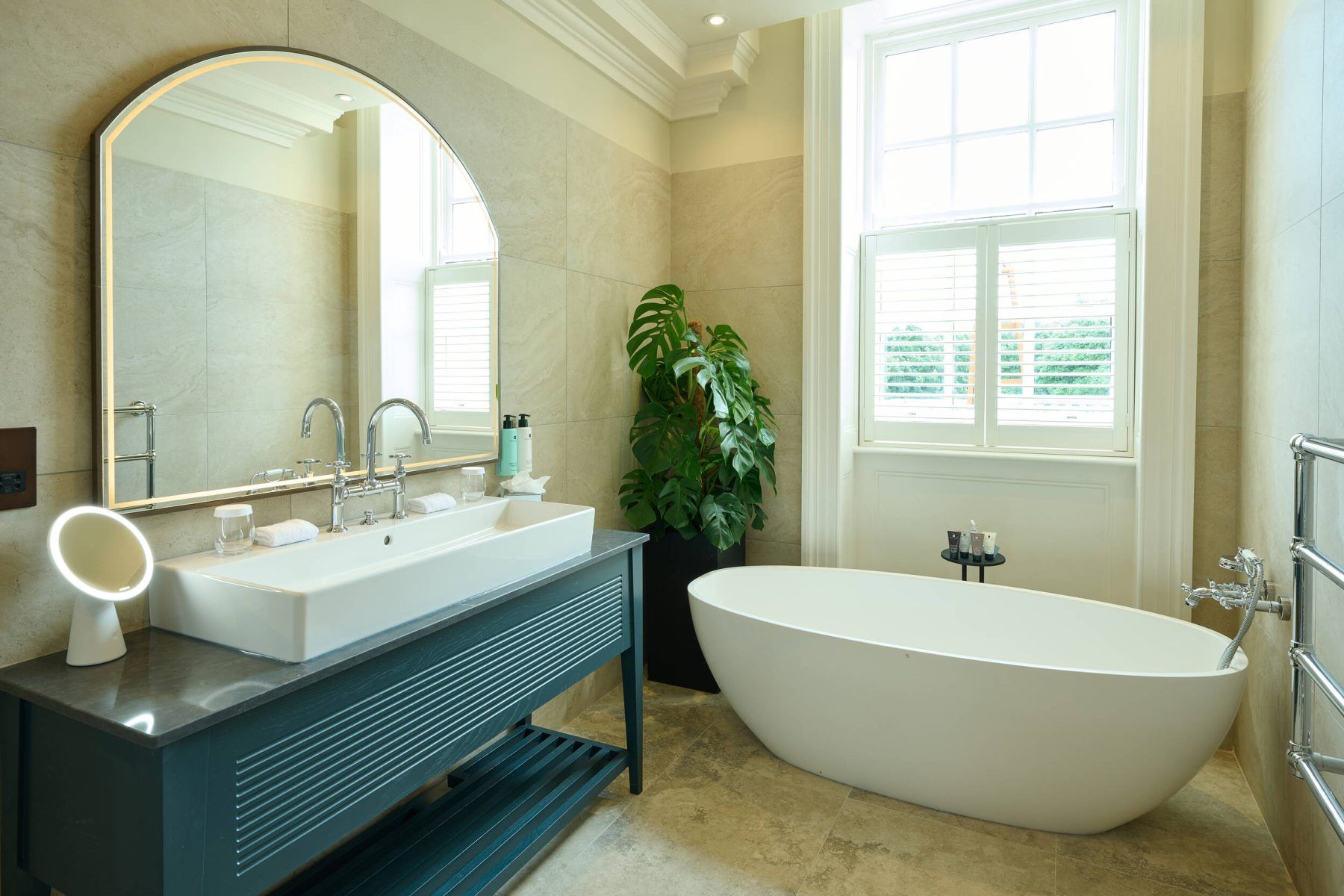 Hotels with feathure bath Durham