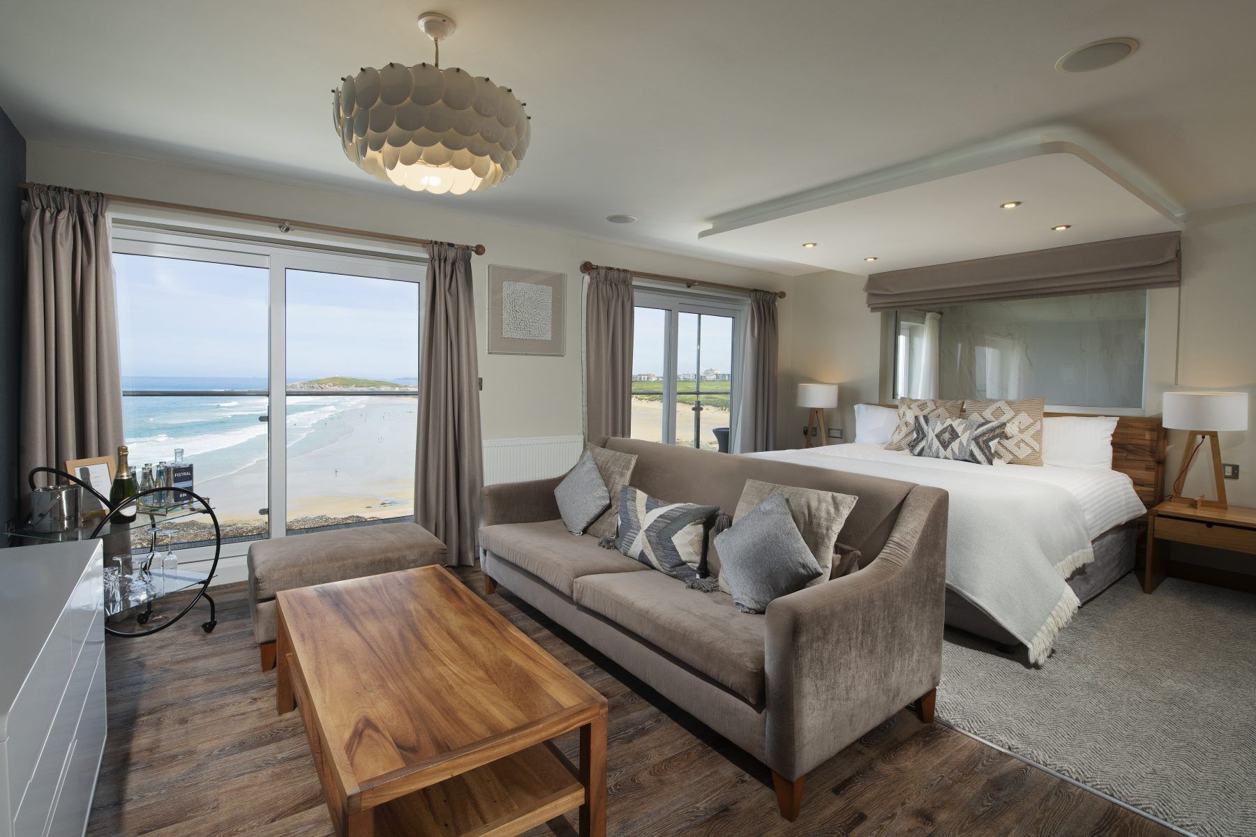 Fistral Beach suite