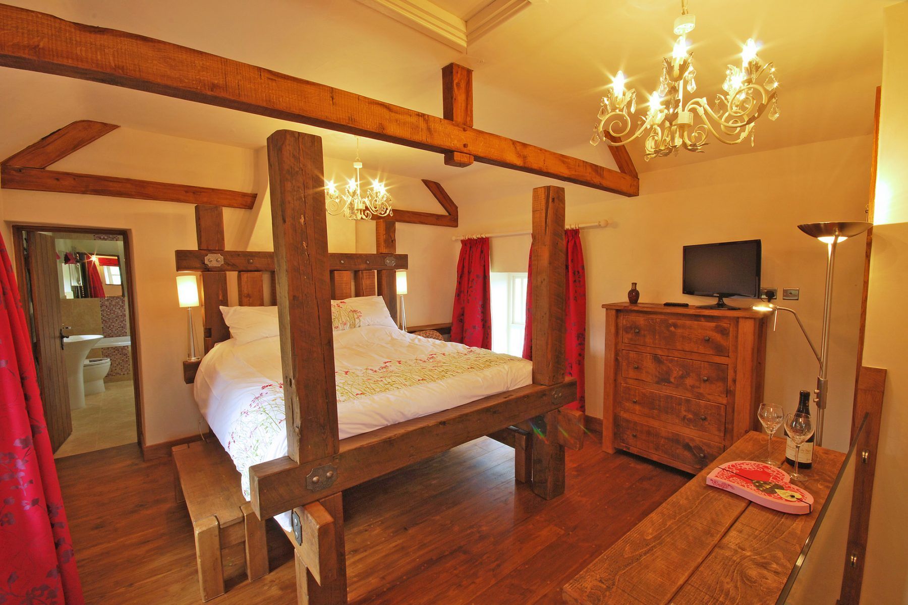 Heather Cottage bedroom