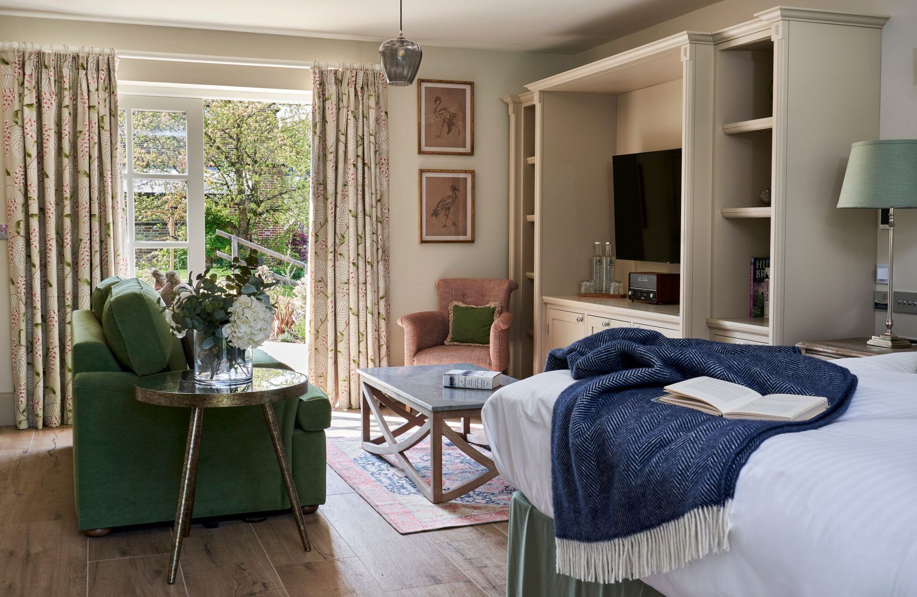 The Montagu Arms courtyard bedroom