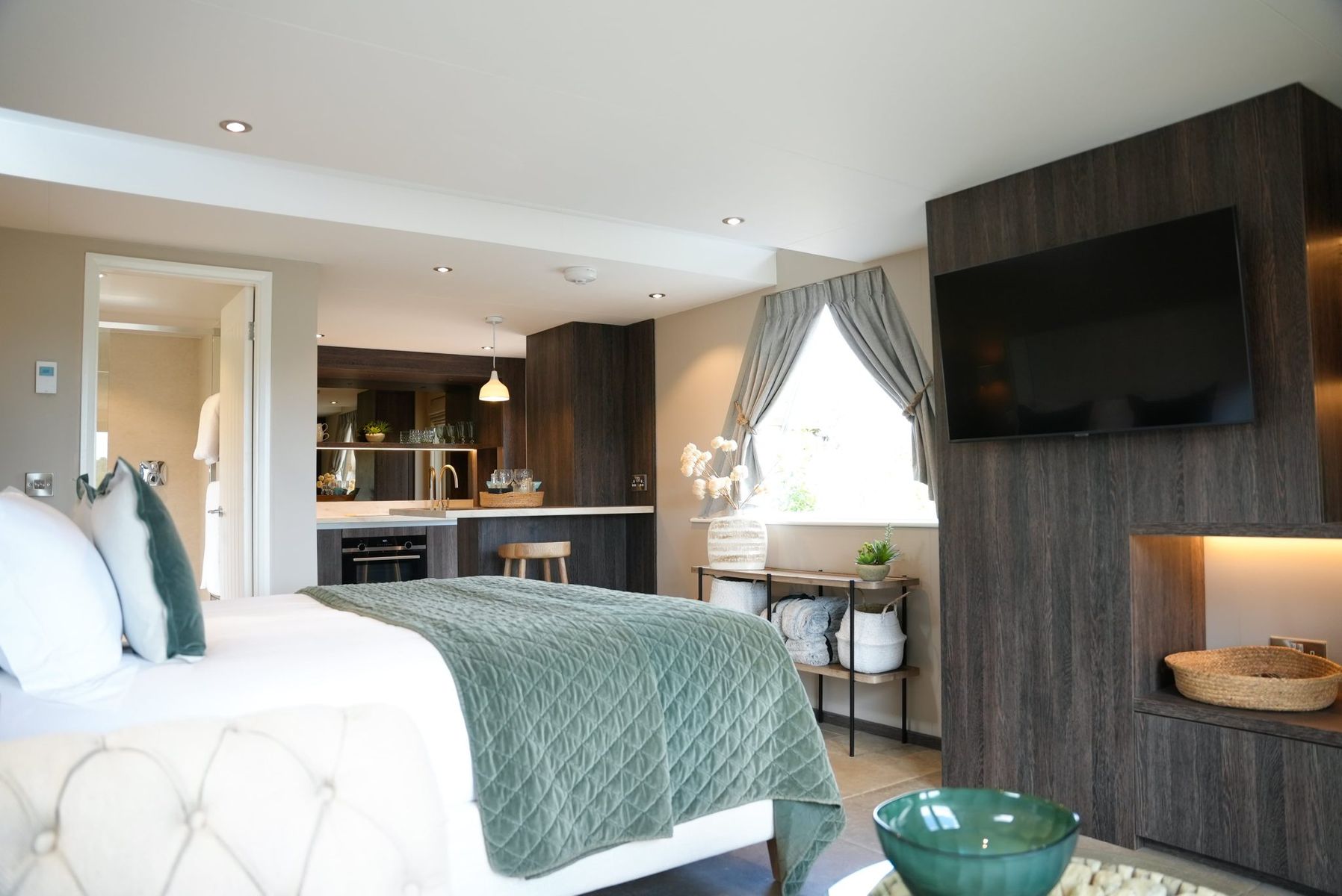 Crisp White Sheets Competition Win A Luxury Break