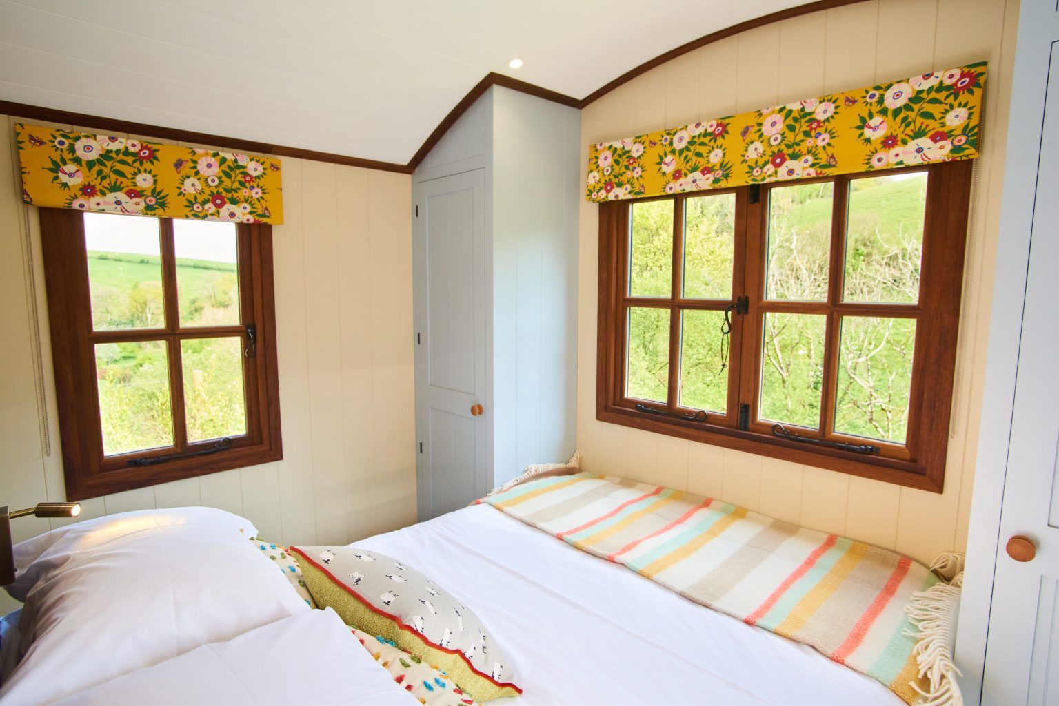 Crisp White Sheets Competition Win A Luxury Break