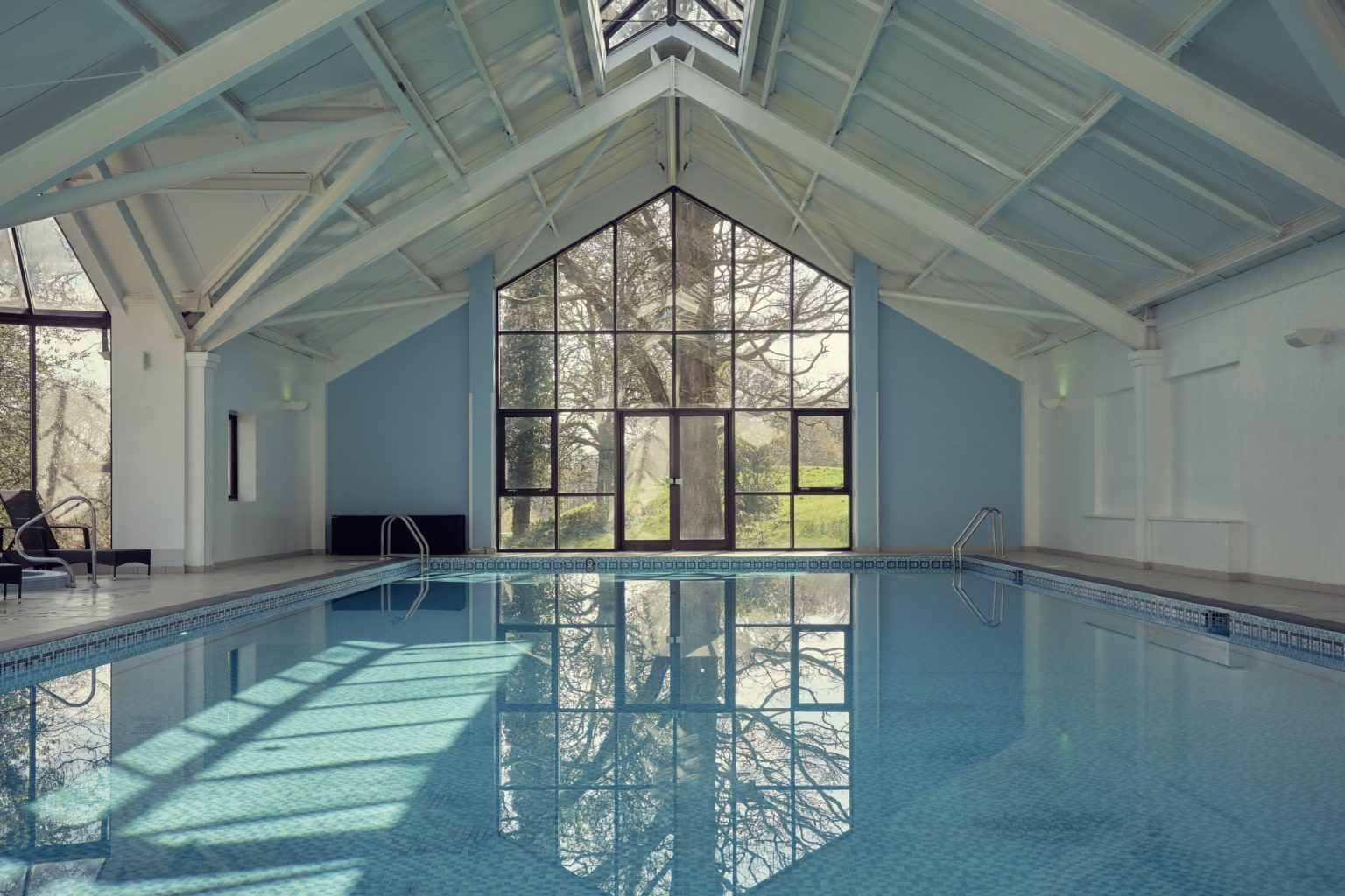 Crisp White Sheets Competition Win A Luxury Break