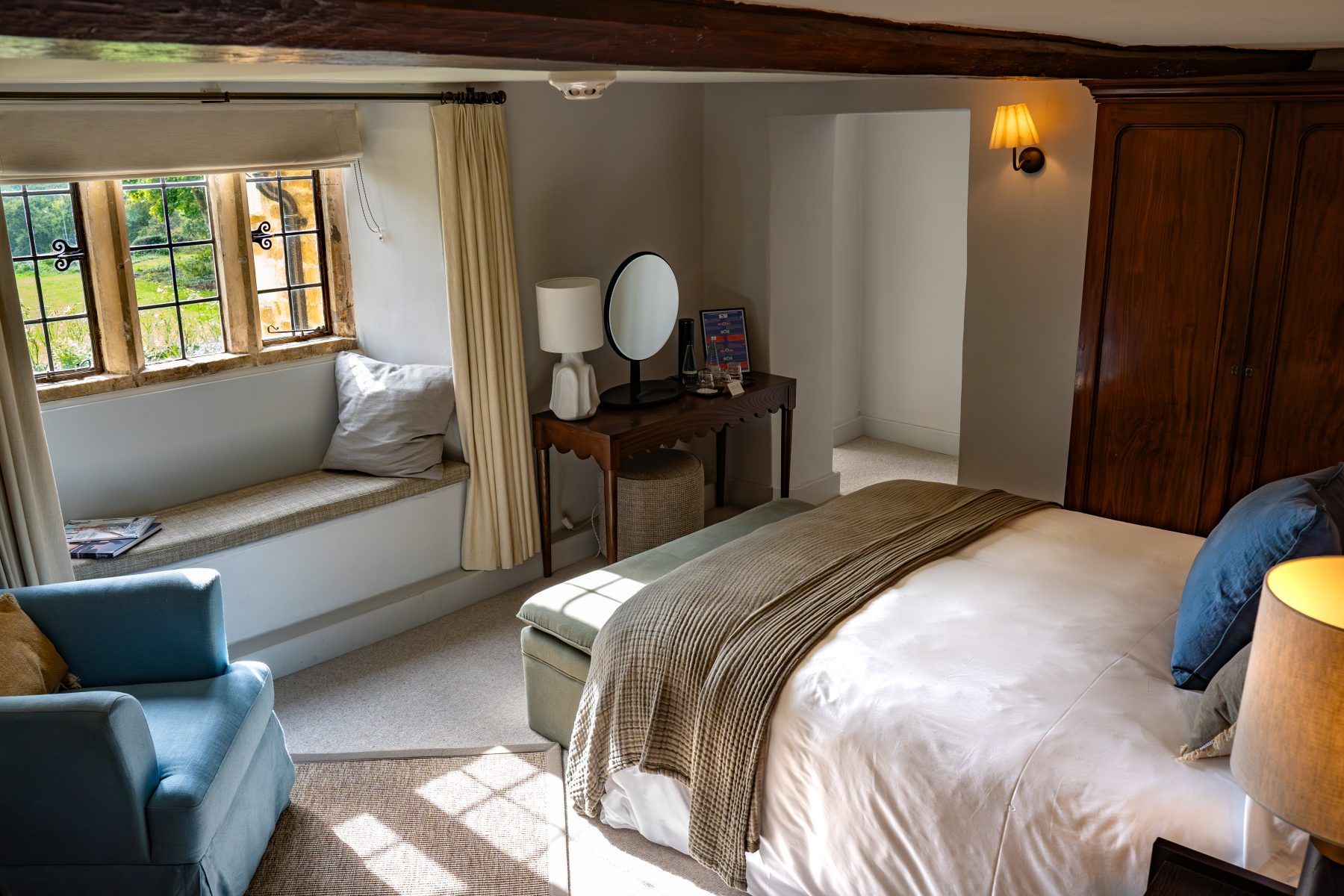 charingworth manor rooms