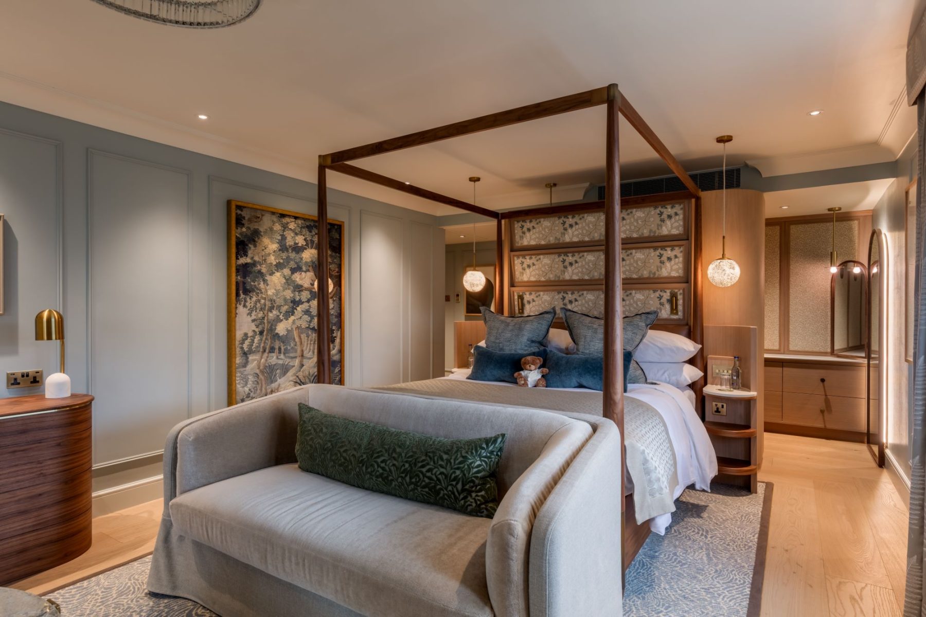 corner suite